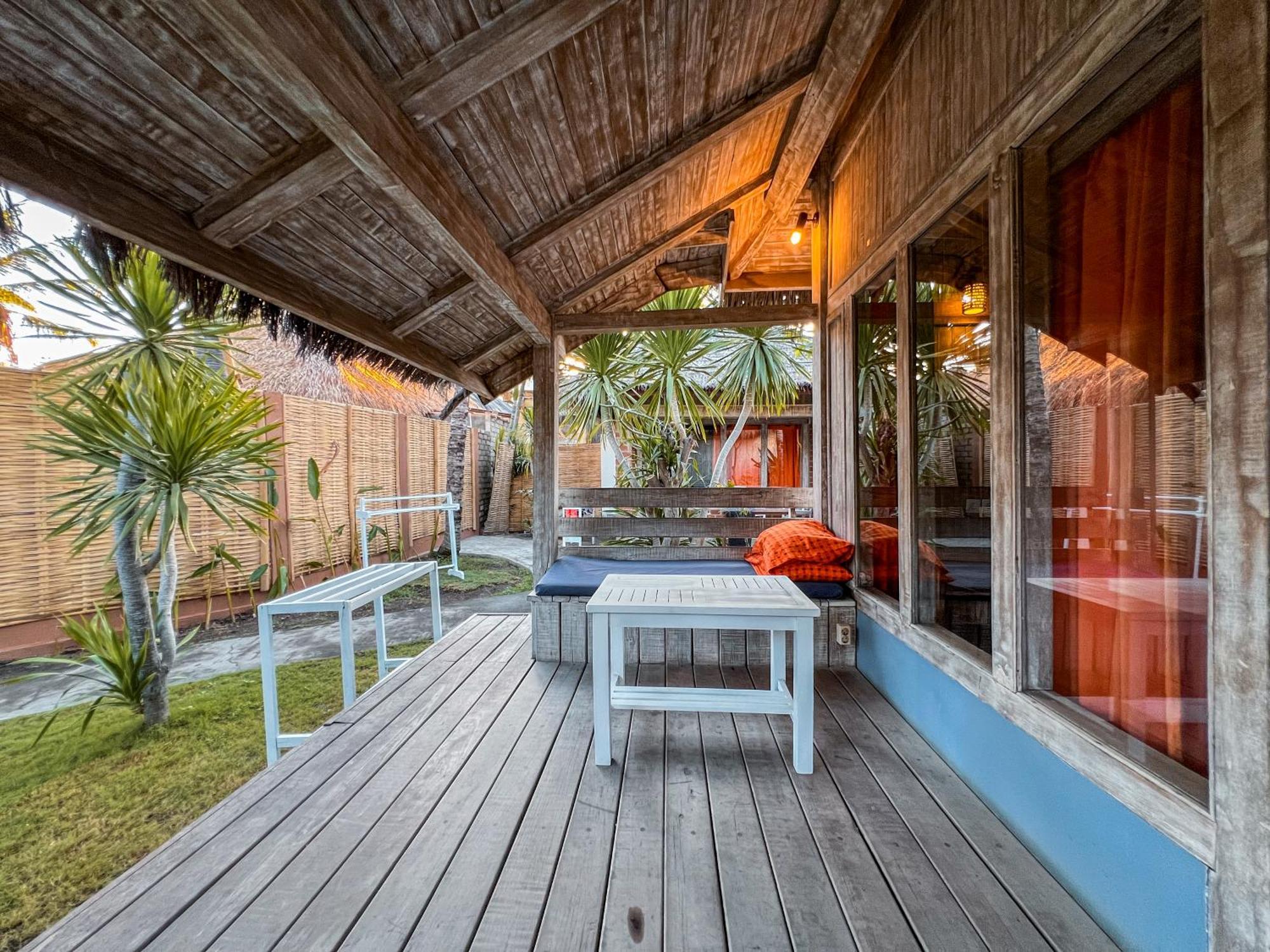 Coconut Dream Hotel Gili Trawangan Bagian luar foto