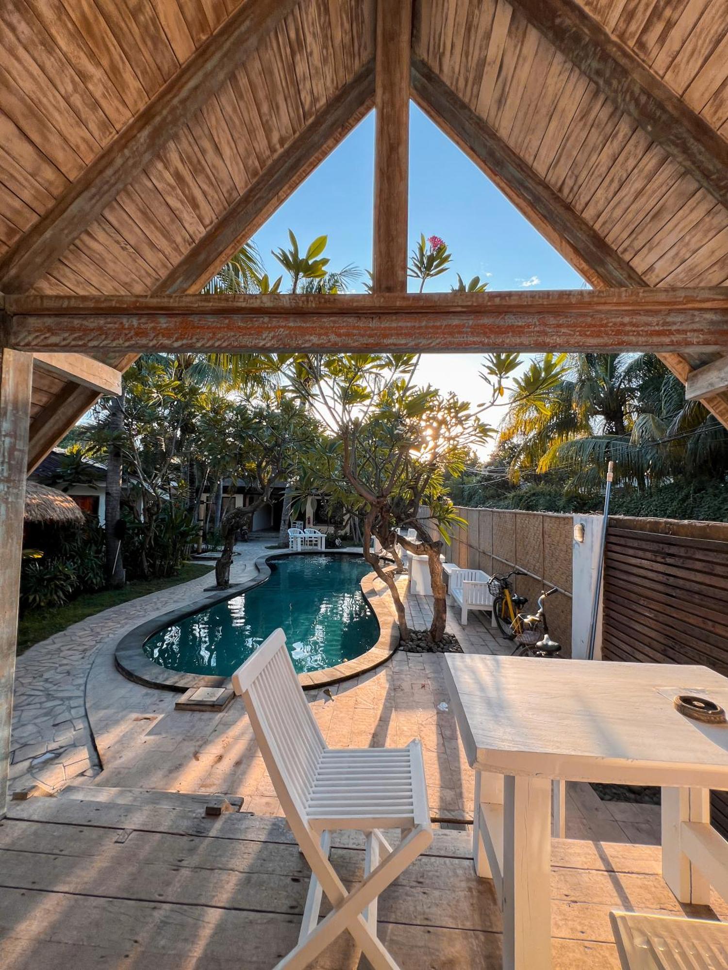Coconut Dream Hotel Gili Trawangan Bagian luar foto