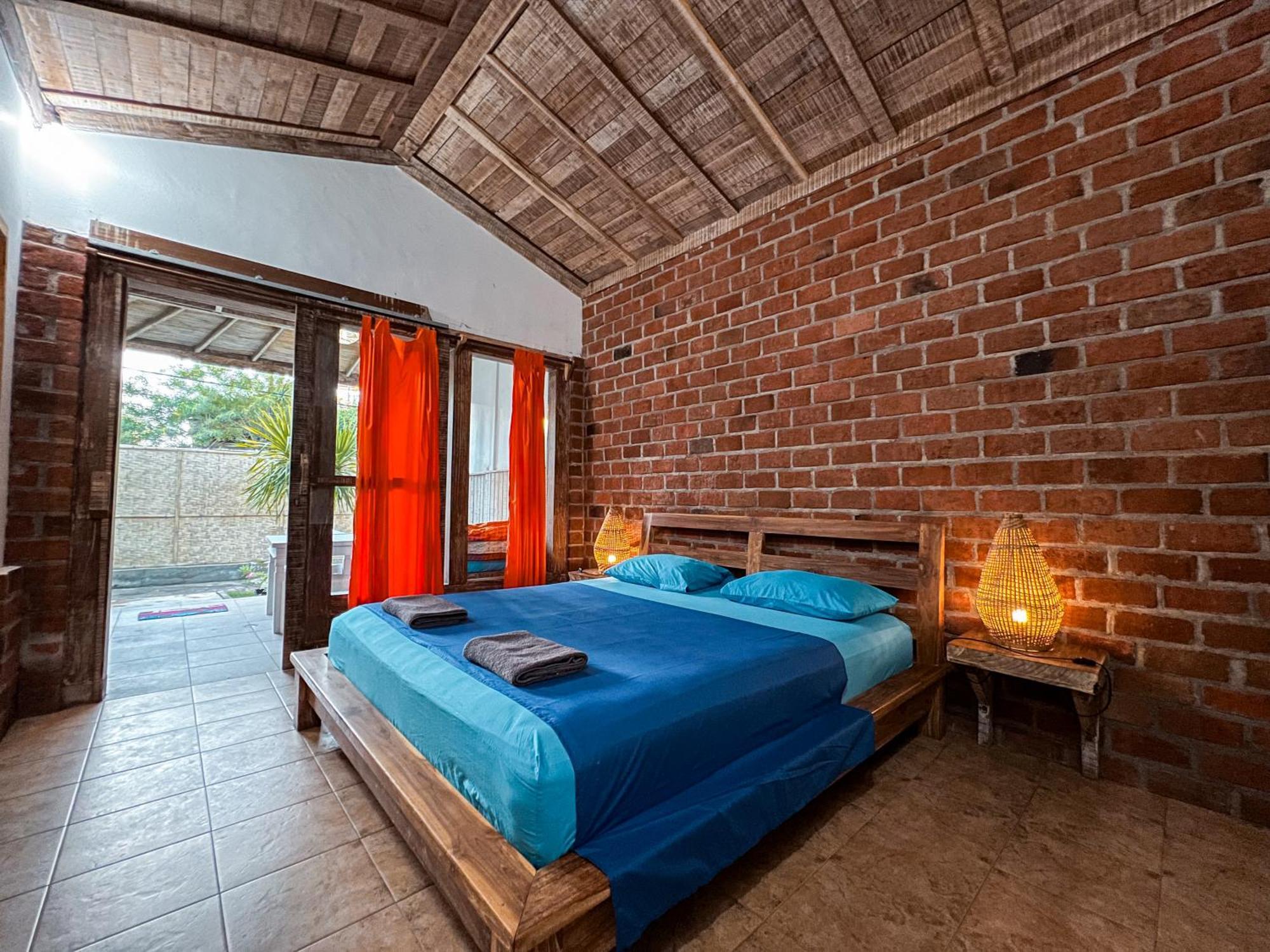 Coconut Dream Hotel Gili Trawangan Bagian luar foto