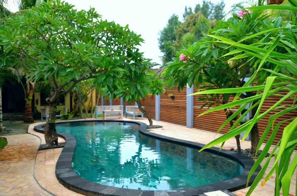 Coconut Dream Hotel Gili Trawangan Bagian luar foto