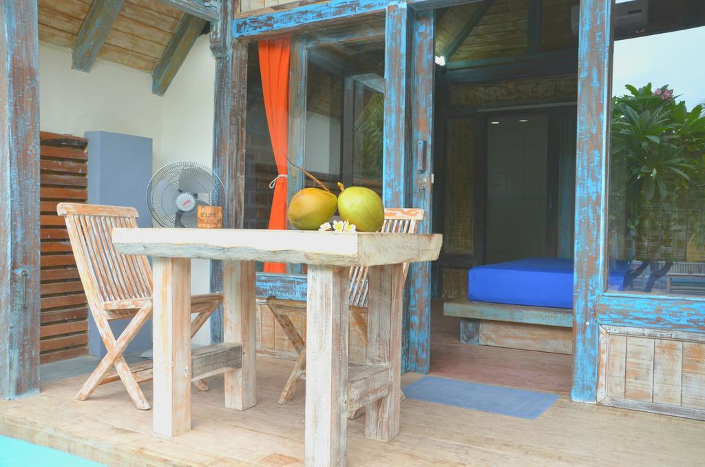 Coconut Dream Hotel Gili Trawangan Bagian luar foto